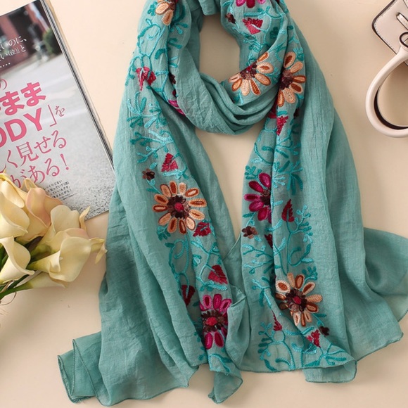 Beautiful Embroidered scarf wrap - Picture 6 of 13